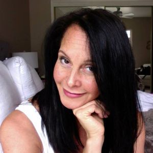 Meet your Posher, Ava